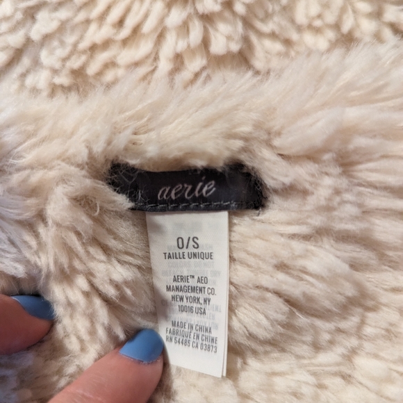 Xl aerie blanket scarf - Picture 2 of 3